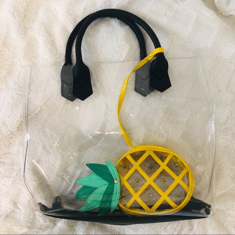 Clear tote with Pineapple Pouch duo 🍍✨